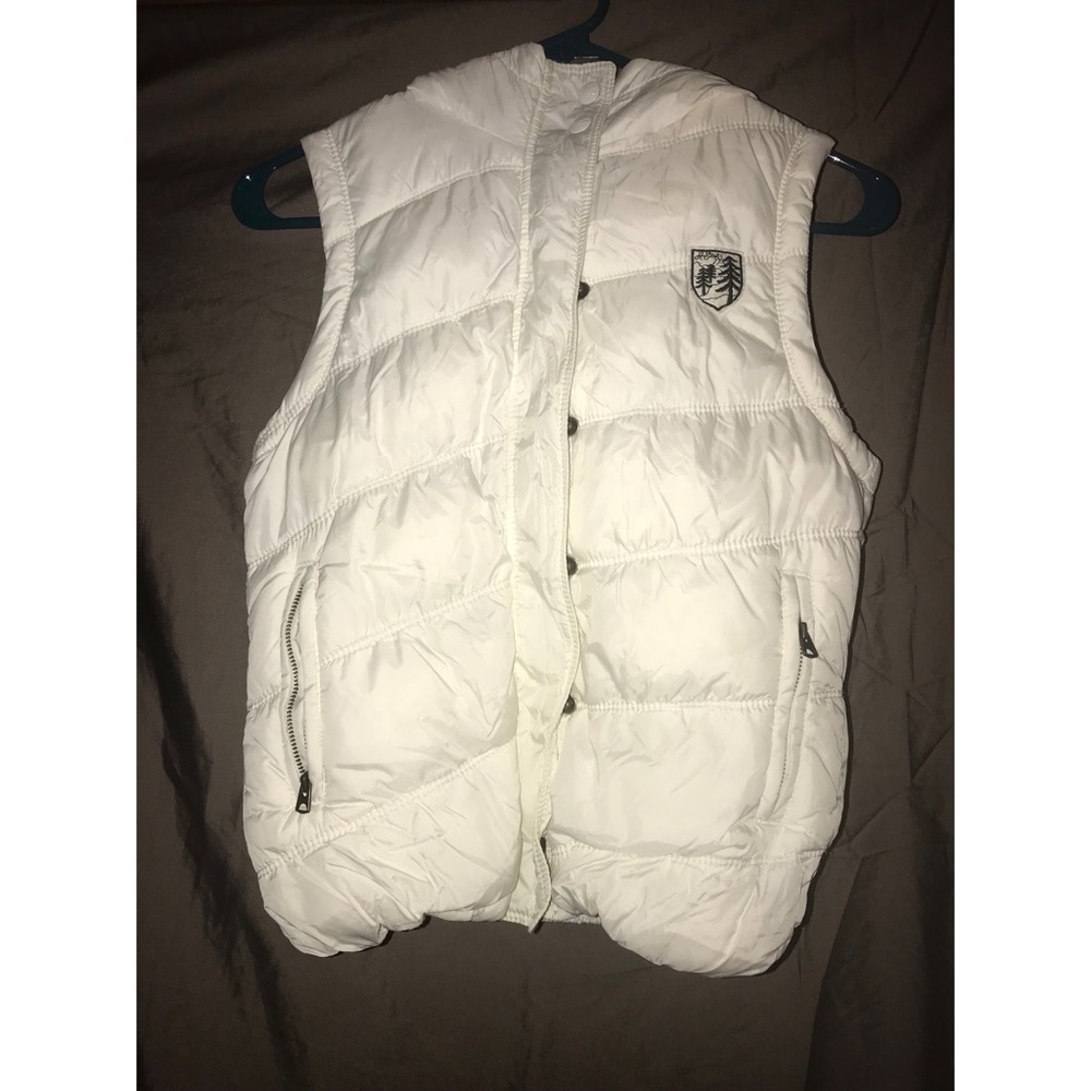 American Eagle winter vest